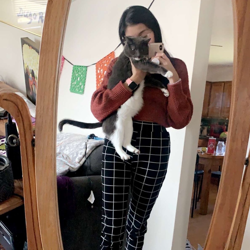 Meet your posher, Cindy